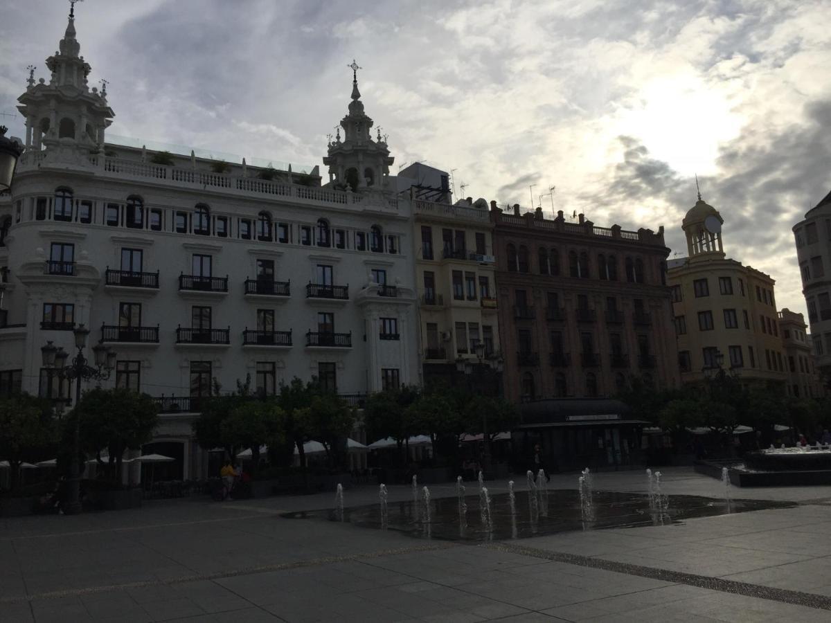 Apartamento Plaza De La Corredera Córdoba Eksteriør billede