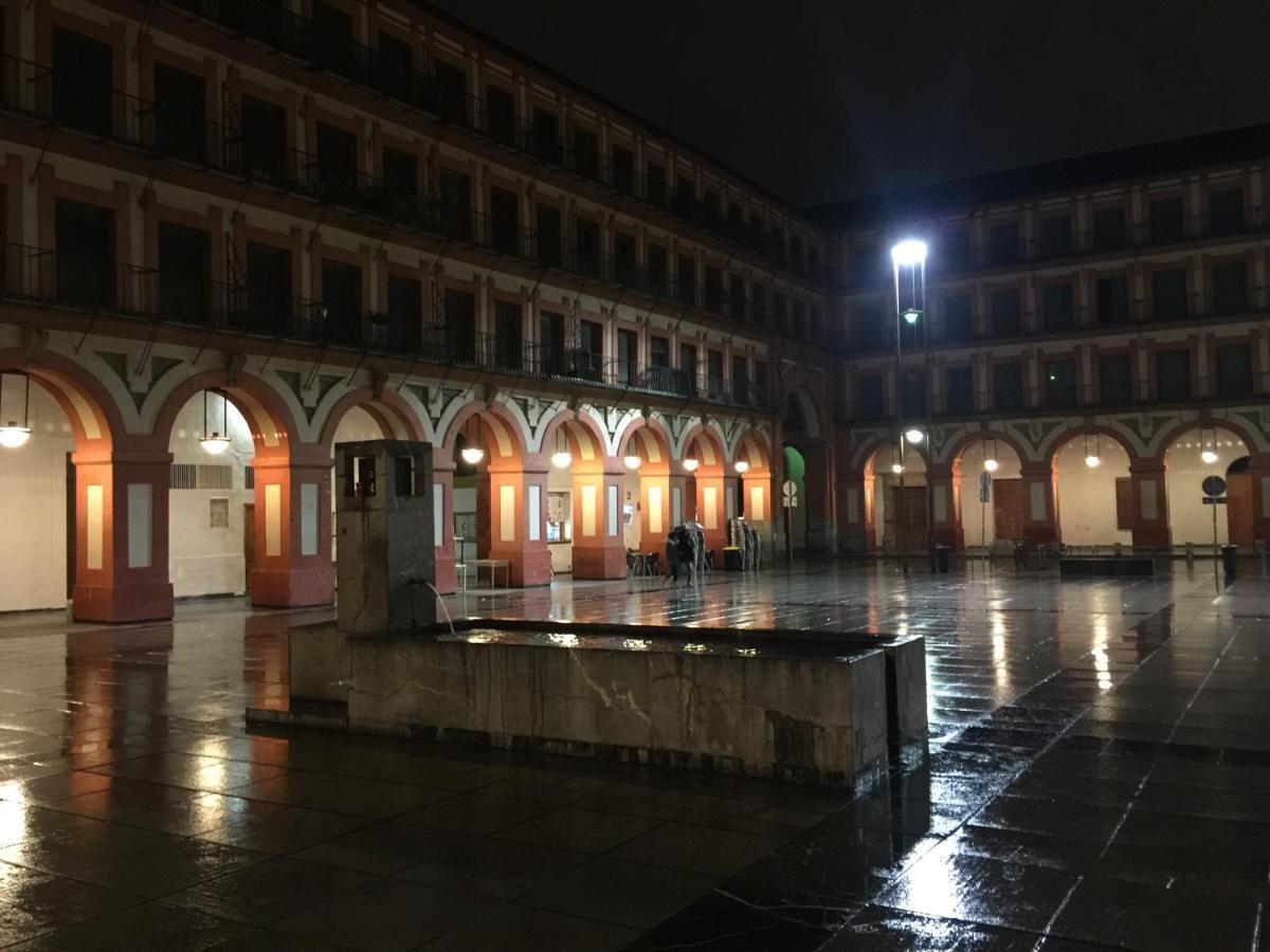 Apartamento Plaza De La Corredera Córdoba Eksteriør billede
